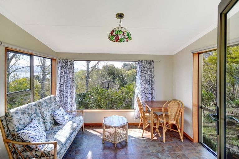 Photo of property in 9 Sandhead Street, Waihola, Milton, 9073