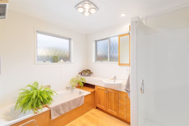 Photo of property in 1/27 Innes Road, St Albans, Christchurch, 8052