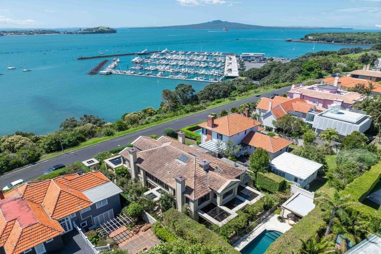 Photo of property in 84 Paritai Drive, Orakei, Auckland, 1071