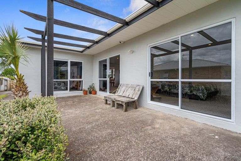 Photo of property in 114 Cameron Road, Te Puke, 3119