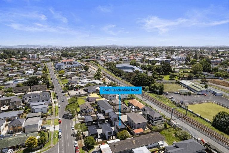 Photo of property in 40e Kenderdine Road, Papatoetoe, Auckland, 2025