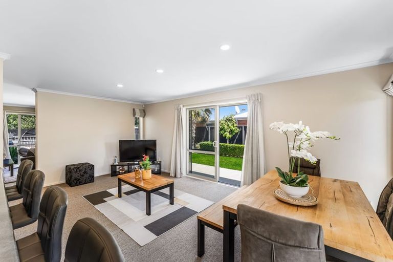 Photo of property in 40 Country Palms Drive, Halswell, Christchurch, 8025
