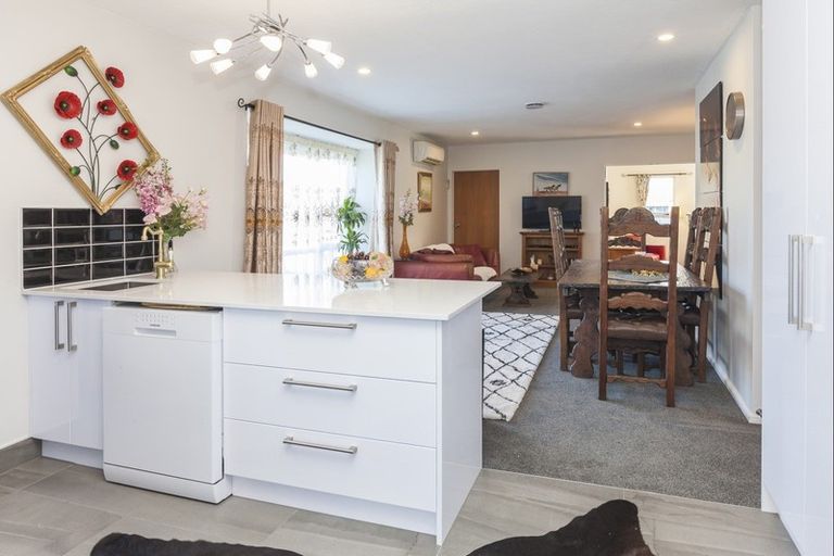 Photo of property in 34 Vauxhall Street, Bishopdale, Christchurch, 8053