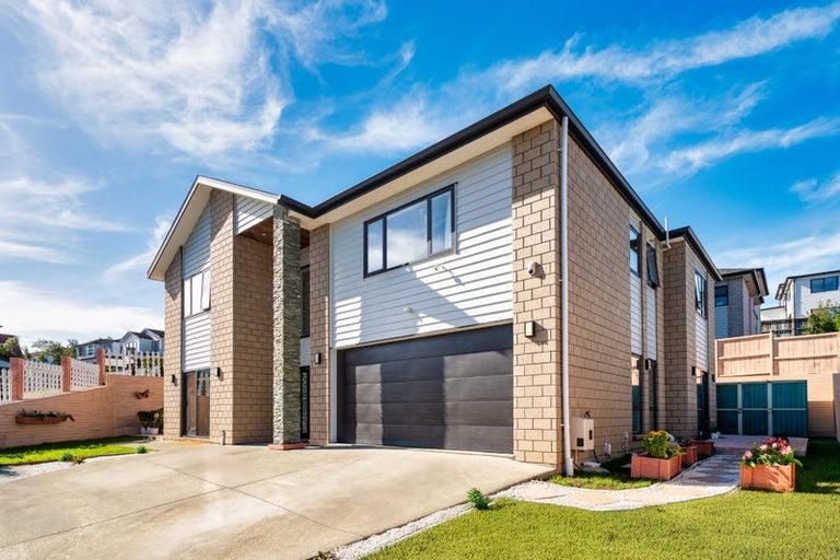 Photo of property in 31 Shibata Rise, Ranui, Auckland, 0612