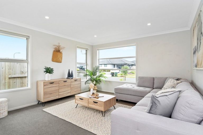 Photo of property in 12 Bill Miller Drive, Papamoa, 3118