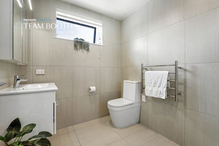 Photo of property in 202/165 Lake Road, Northcote, Auckland, 0627