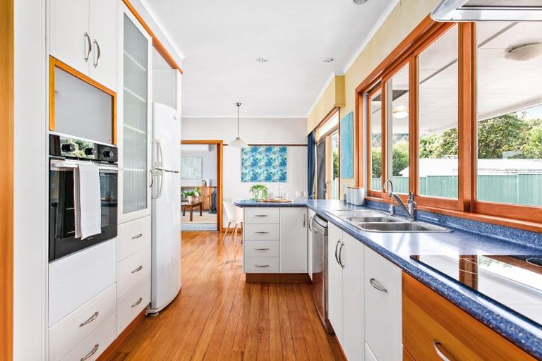 Photo of property in 17 Marian Drive, Inner Kaiti, Gisborne, 4010