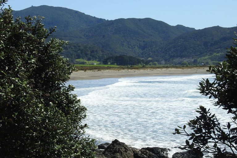 Photo of property in 22 Makahuri Place, Hicks Bay, Tikitiki, 4087