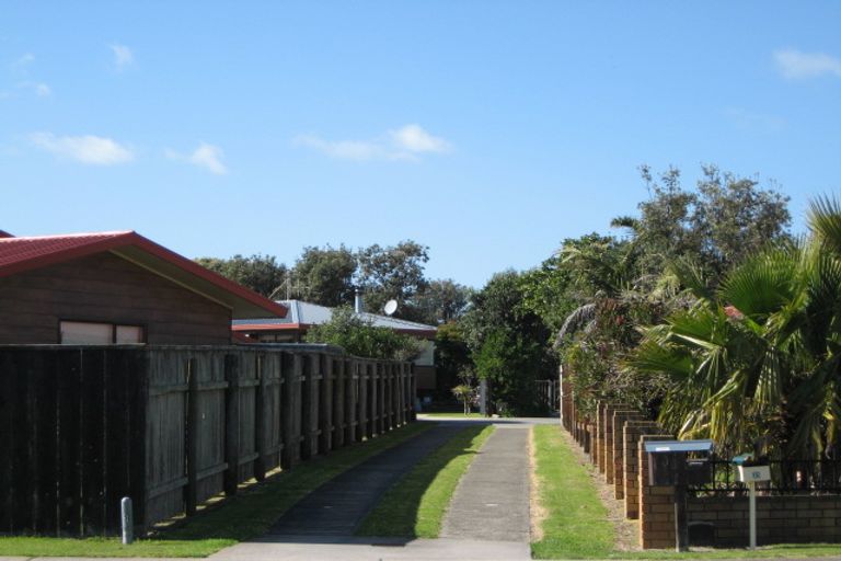 Photo of property in 35 Fishermans Drive, Coastlands, Whakatane, 3120