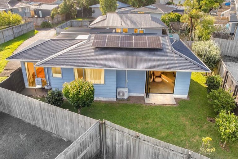 Photo of property in 2/48 Tabitha Crescent, Henderson, Auckland, 0612