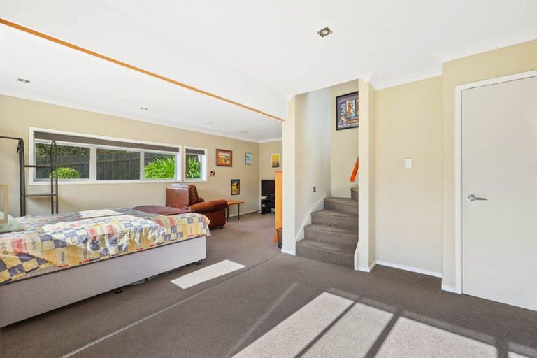 Photo of property in 18 Majesty Place, Half Moon Bay, Auckland, 2012