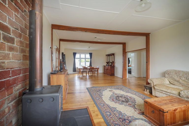 Photo of property in 73 London Street, Hampden, 9410