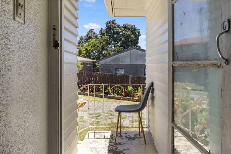 Photo of property in 16 Halswell Street, Mangere East, Auckland, 2024