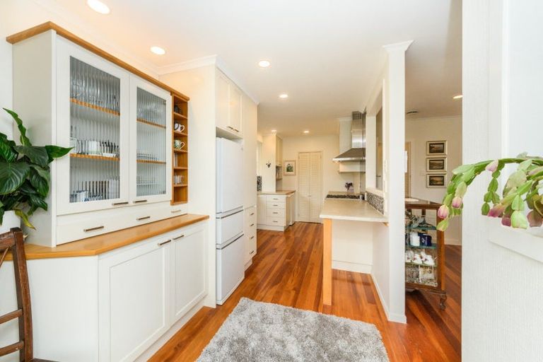 Photo of property in 42 Long Melford Road, Awapuni, Palmerston North, 4412