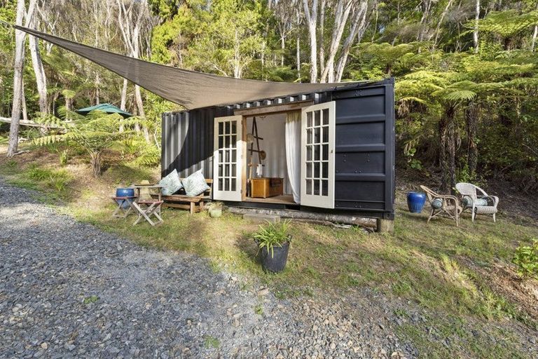 Photo of property in 106a Manawaora Road, Russell, 0272