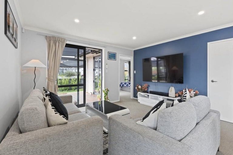 Photo of property in 51 Tawhiti Road, Pukekohe, 2120