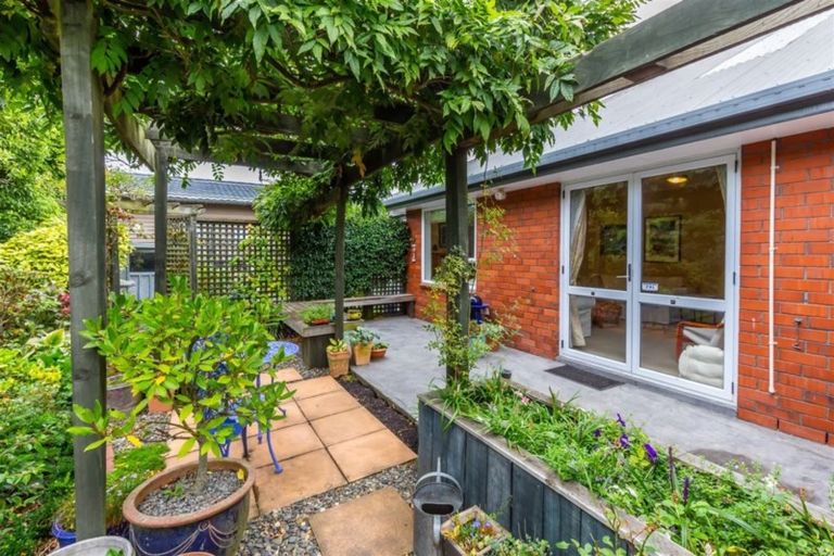 Photo of property in 2/28 Lionel Street, Avonside, Christchurch, 8061