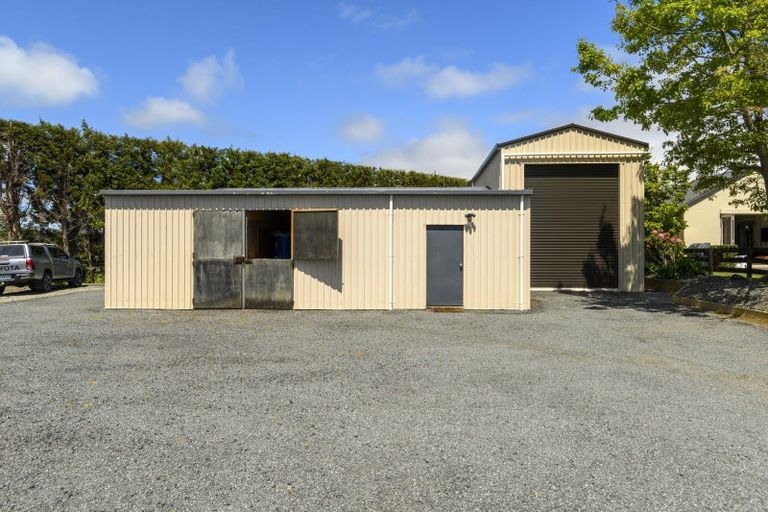 Photo of property in 30 Goodall Road, Snells Beach, 0920