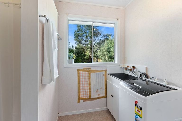 Photo of property in 107 Paetawa Road, Peka Peka, Waikanae, 5391