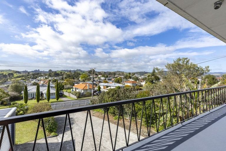 Photo of property in 19 Russell Road, Huntly, 3700