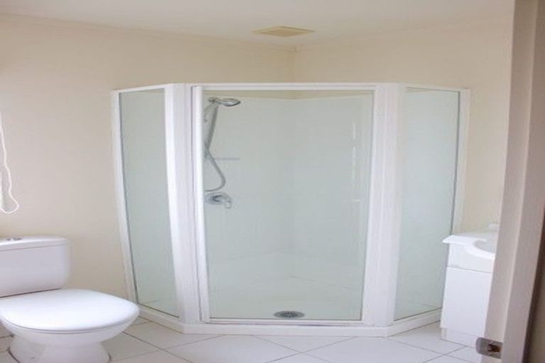 Photo of property in 12 Albizia Avenue, Henderson, Auckland, 0612