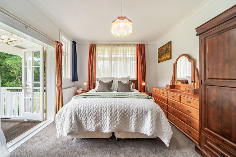 Photo of property in 1090 Coast Road, Wainuiomata Coast, Wainuiomata, 5373