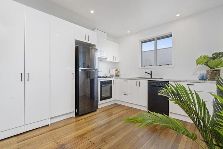 Photo of property in 4 Raleigh Street, Vogeltown, New Plymouth, 4310