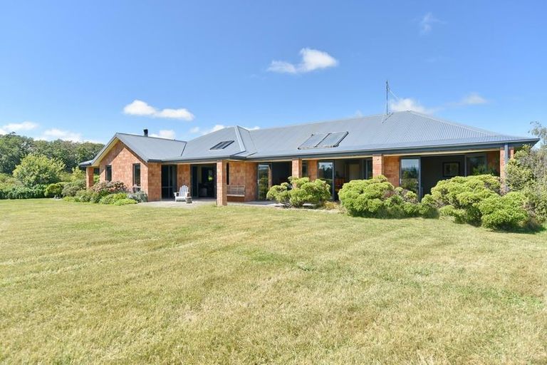 Photo of property in 424 Barkers Road, Loburn, Rangiora, 7472