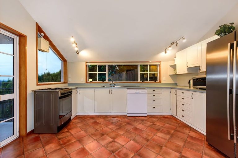 Photo of property in 411 Cashmere Road, Westmorland, Christchurch, 8025