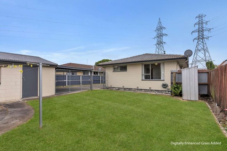 Photo of property in 62 Denise Crescent, Hornby, Christchurch, 8042
