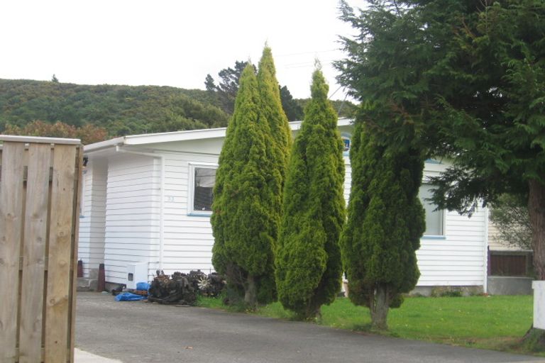 Photo of property in 33 Hyde Street, Wainuiomata, Lower Hutt, 5014
