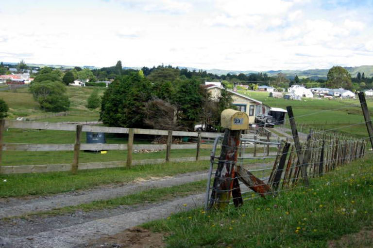 Photo of property in 23 Hukaroa Road, Raetihi, 4632