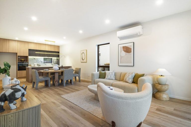Photo of property in 1/18 Handley Avenue, Narrow Neck, Auckland, 0624