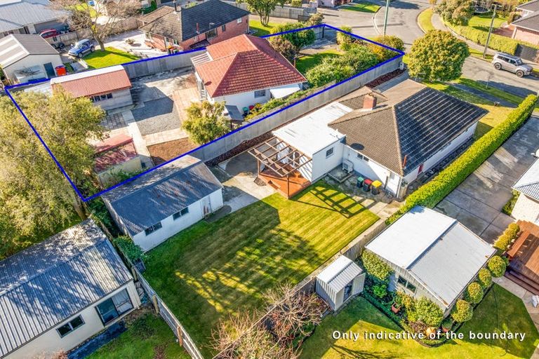 Photo of property in 35 Wilton Crescent, Bishopdale, Christchurch, 8053