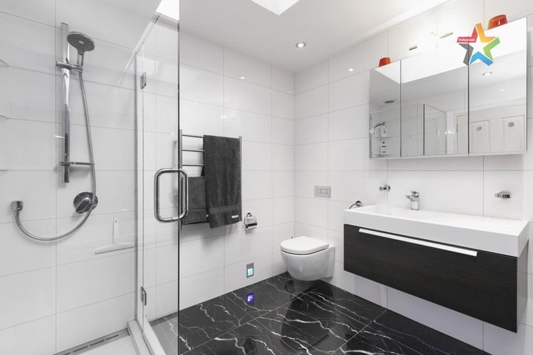 Photo of property in 6 Harley Grove, Boulcott, Lower Hutt, 5010