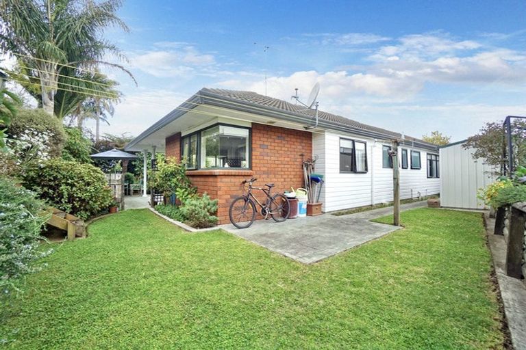 Photo of property in 38 Fairview Place, Te Puke, 3119