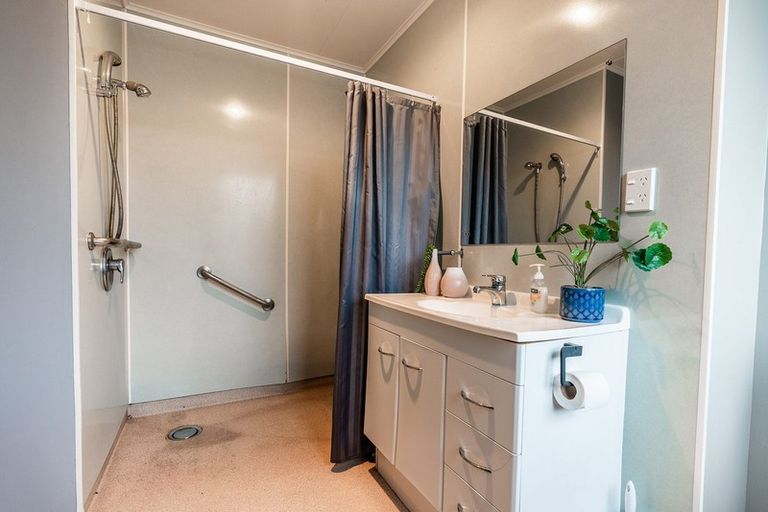 Photo of property in 37 Waterford Drive, Winton, 9720