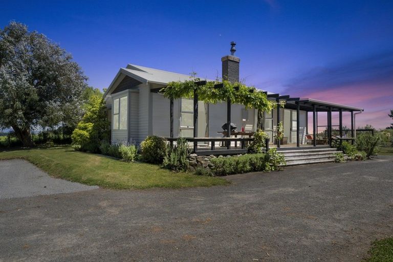 Photo of property in 151 Swamp Road, Te Horo, Otaki, 5581