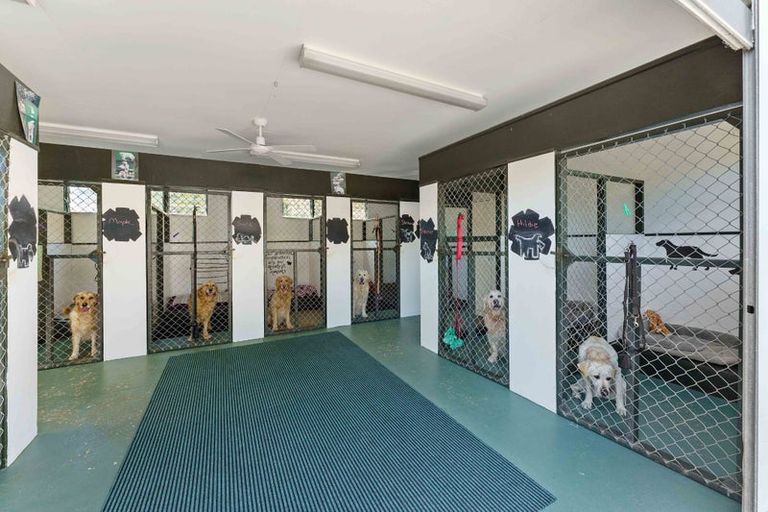 Photo of property in 121 Gear Road, Te Horo, Otaki, 5582