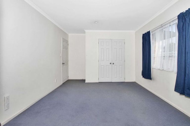 Photo of property in 72b Manuroa Road, Takanini, 2112