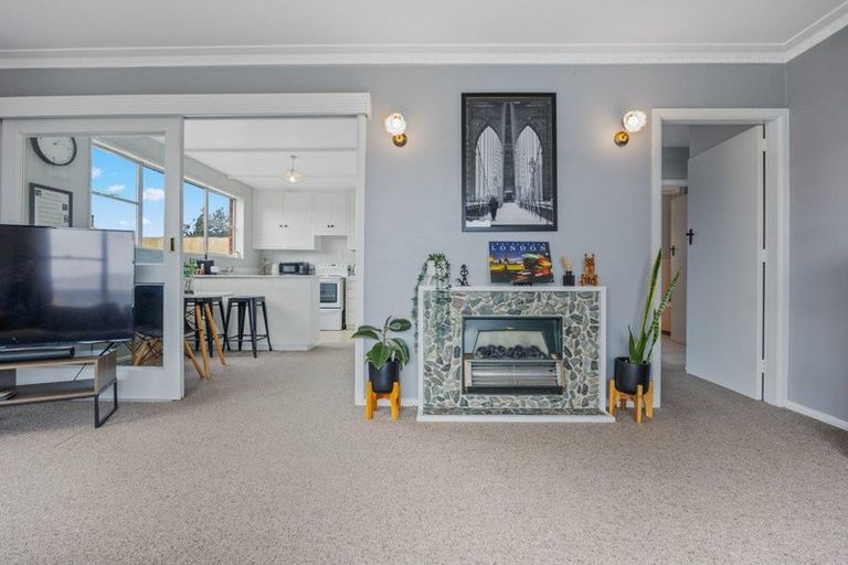 Photo of property in 21 Blakehall Place, Spreydon, Christchurch, 8024