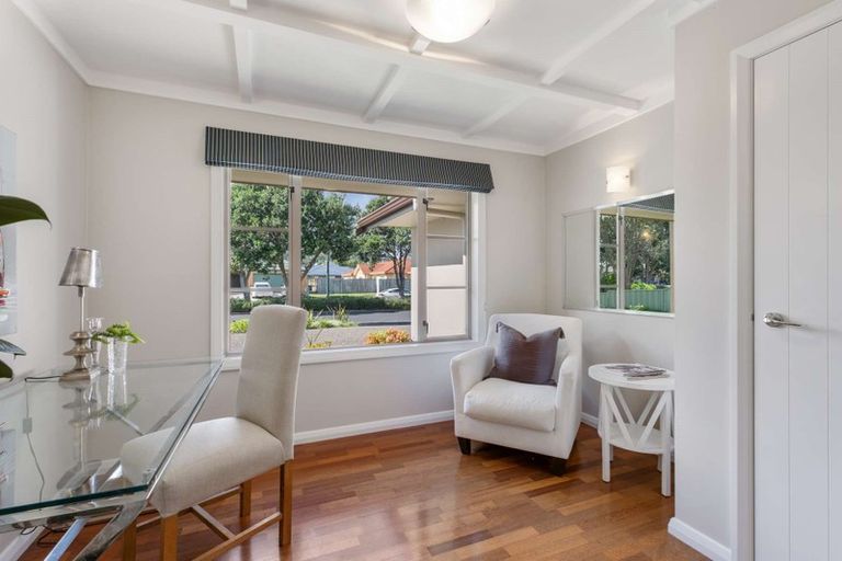 Photo of property in 3 Wayne Francis Drive, East Tamaki, Auckland, 2016