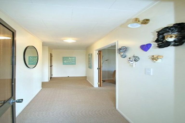 Photo of property in 42 Hibiscus Avenue, Hamilton Lake, Hamilton, 3204