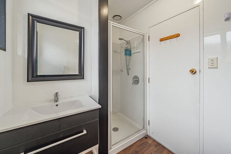 Photo of property in 71 California Drive, Totara Park, Upper Hutt, 5018