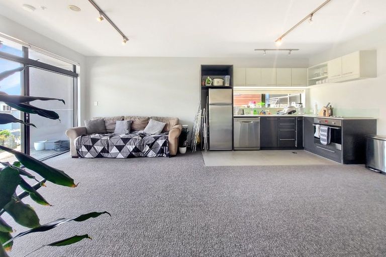 Photo of property in Detroit Apartments, 310/181 Tasman Street, Mount Cook, Wellington, 6021