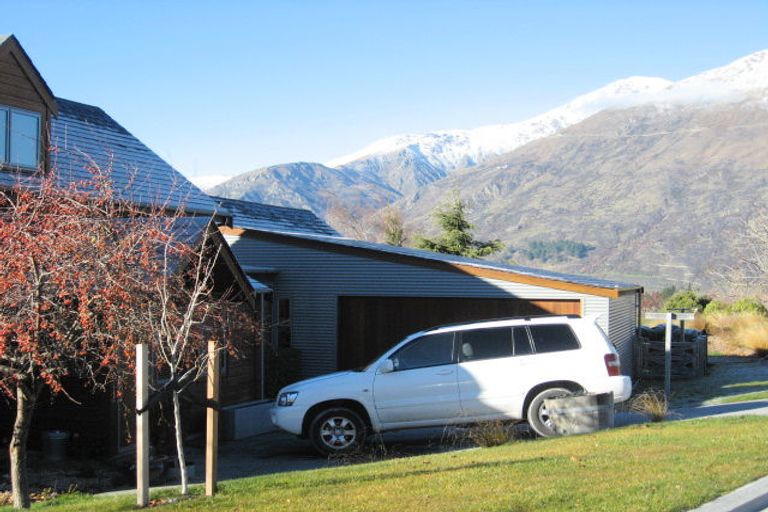 Photo of property in 2 Helmores Lane, Lower Shotover, Queenstown, 9371
