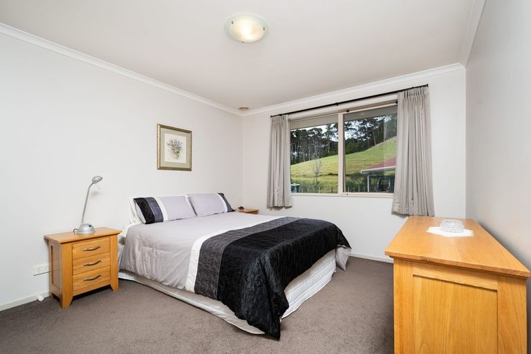 Photo of property in 97 Arrowsmith Road, Waitakere, Henderson, 0782