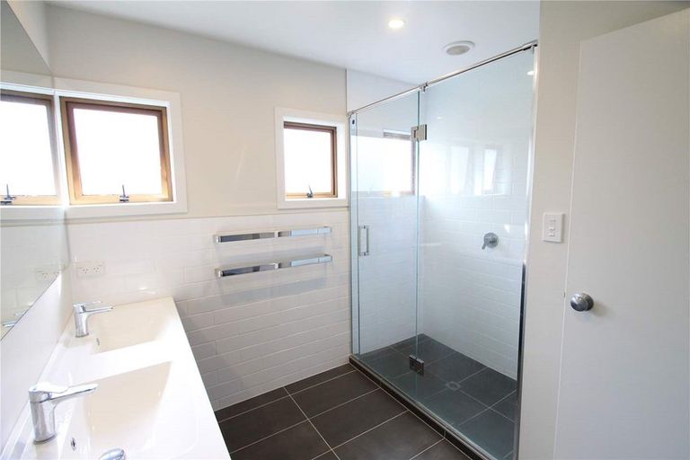 Photo of property in 9 Coromandel Crescent, Mairangi Bay, Auckland, 0630