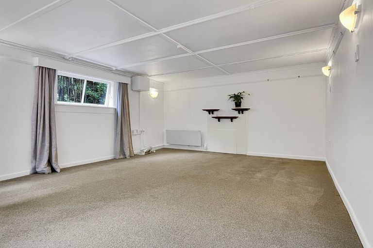 Photo of property in 31d Patanga Crescent, Thorndon, Wellington, 6011