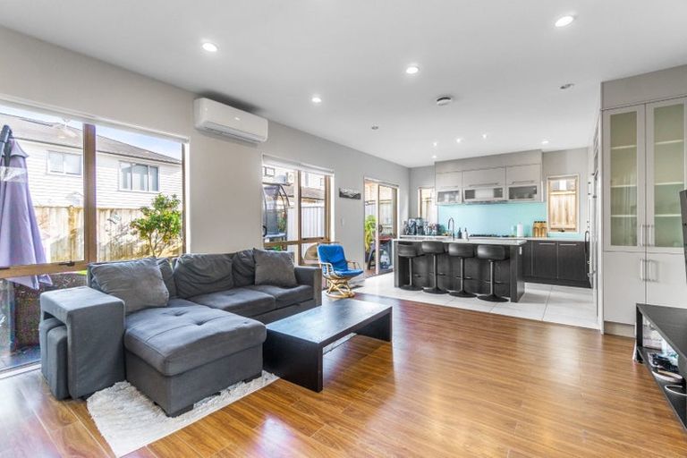 Photo of property in 226 Jeffs Road, Flat Bush, Auckland, 2016